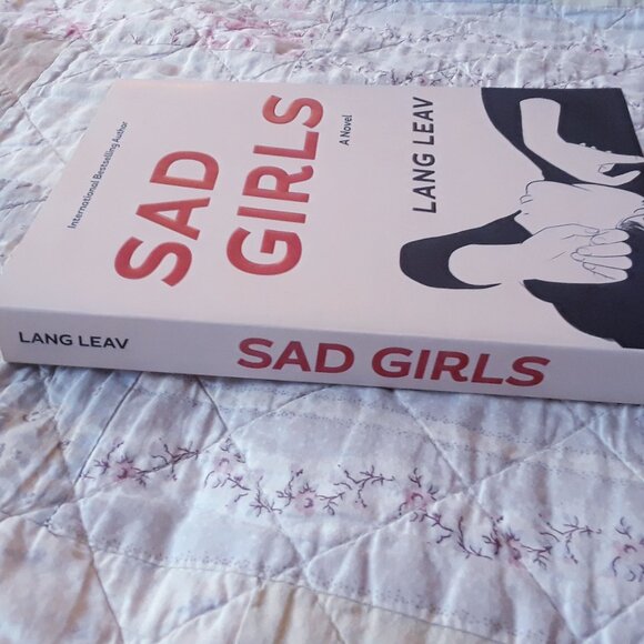 Sad Girls Lang Leav - Picture 3 of 4